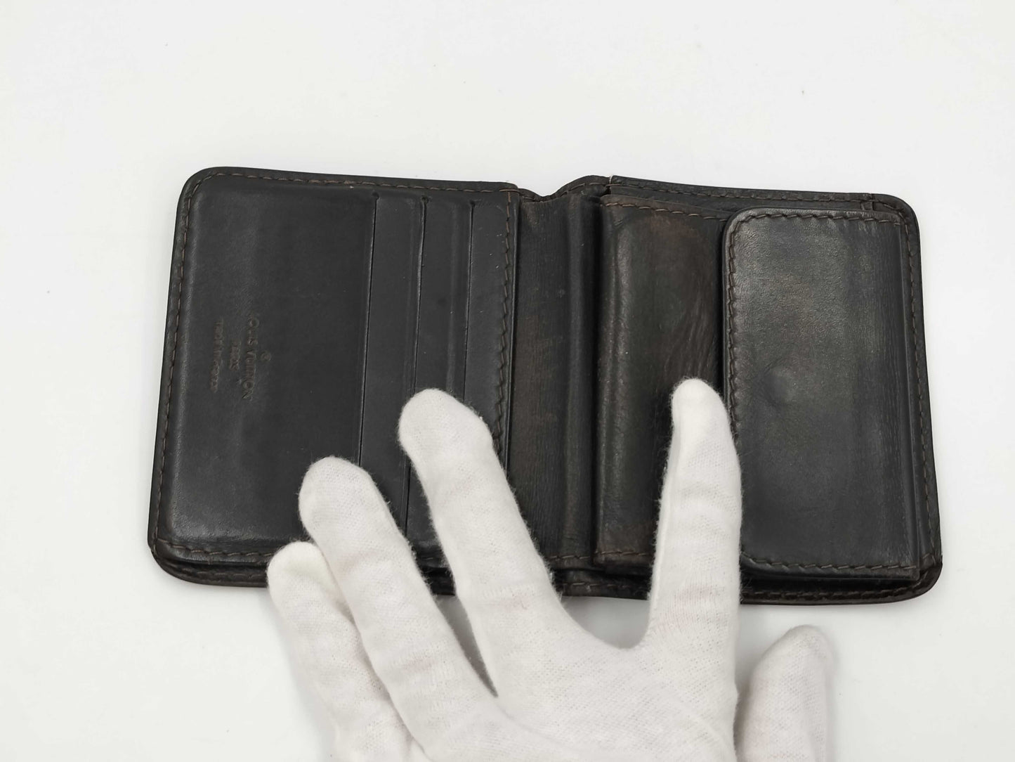 LOUIS VUITTON Leather Bi-fold Compact Wallet