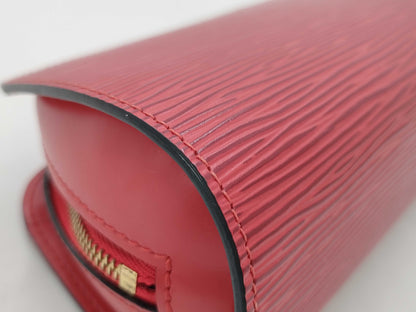 LOUIS VUITTON Epi Pochette Cosmetics and Other Accessories