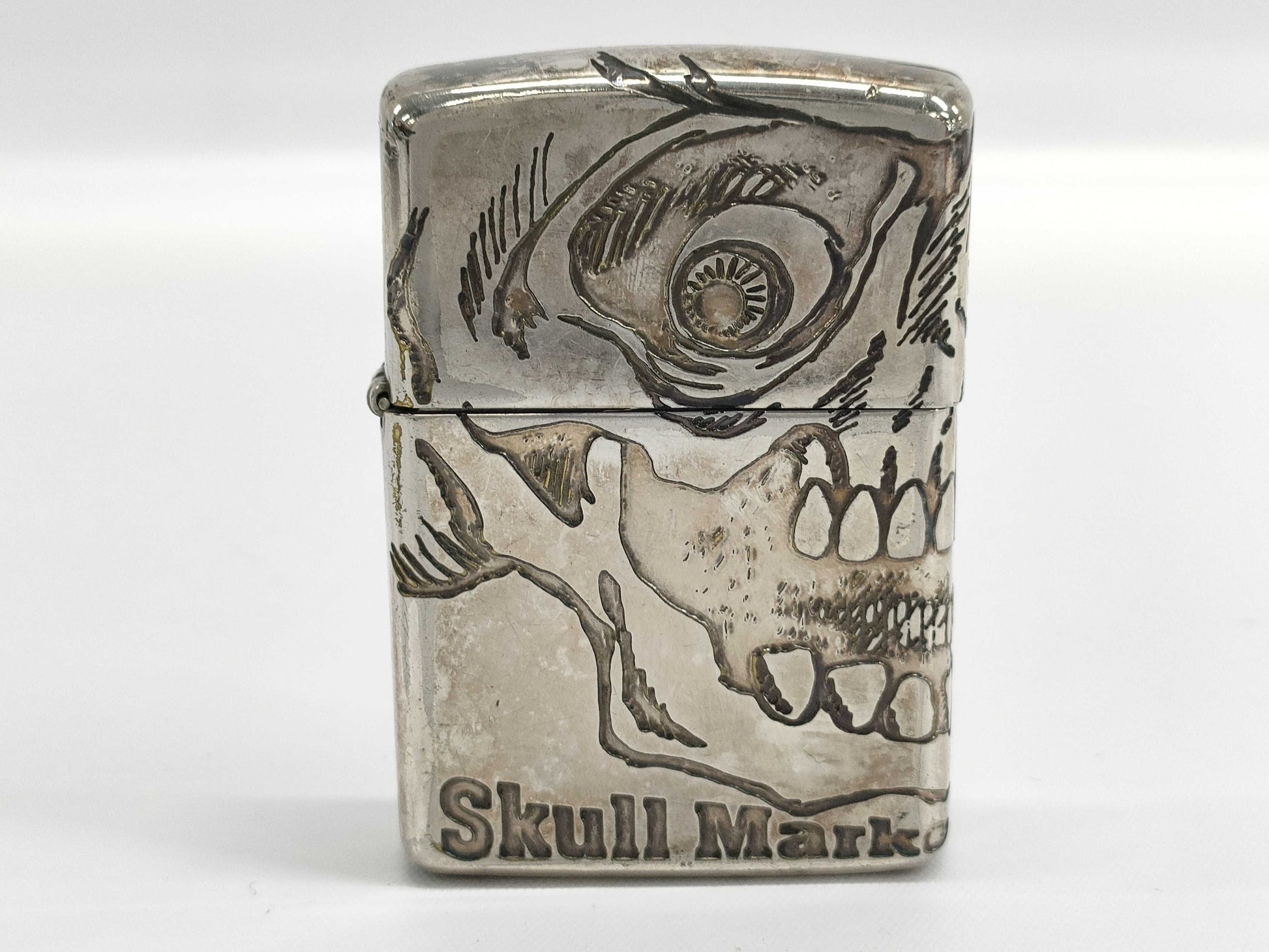 ZIPPO Armor Mark Skull Market Lighter