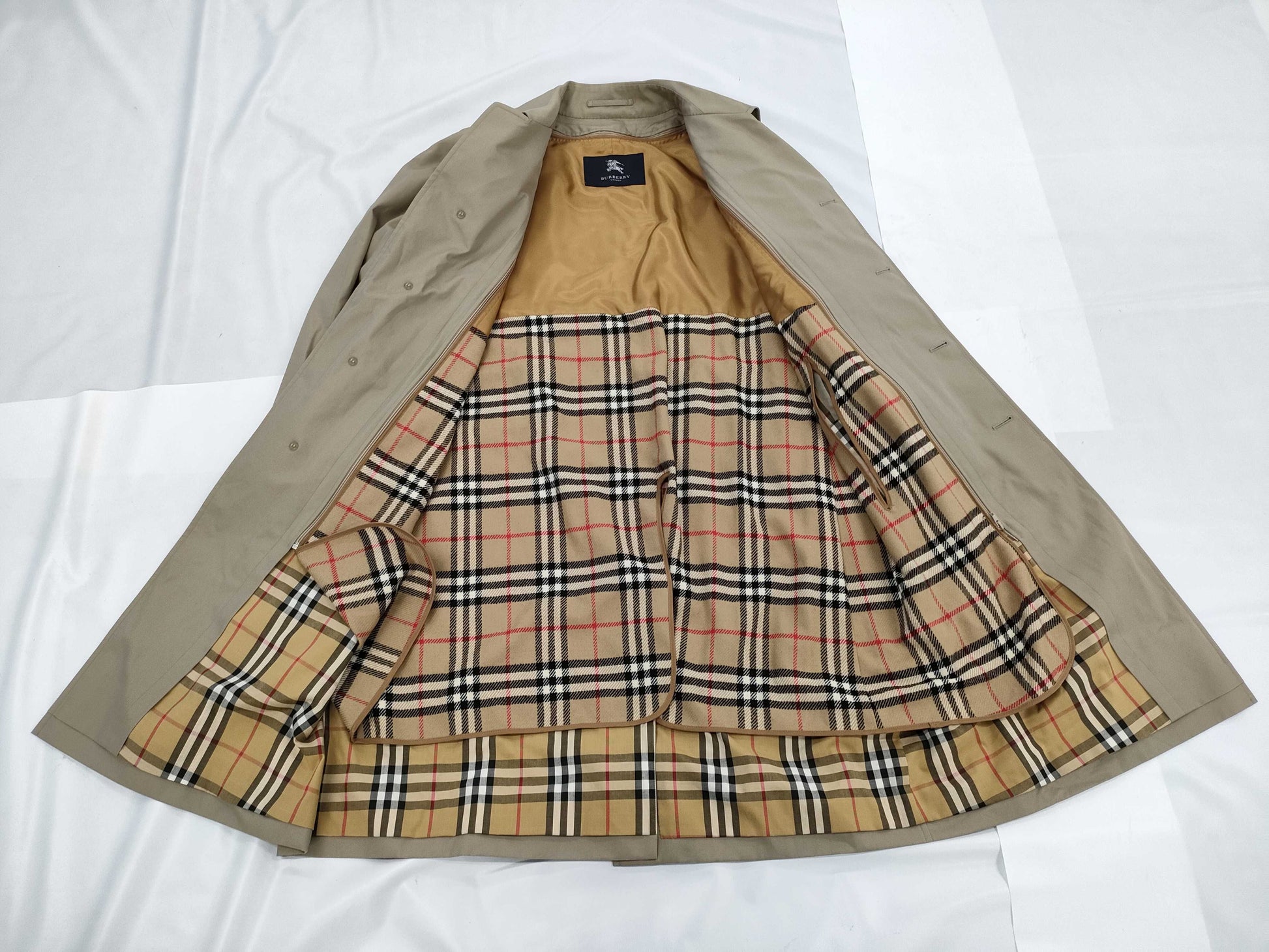 BURBERRY Lined Coat Coat