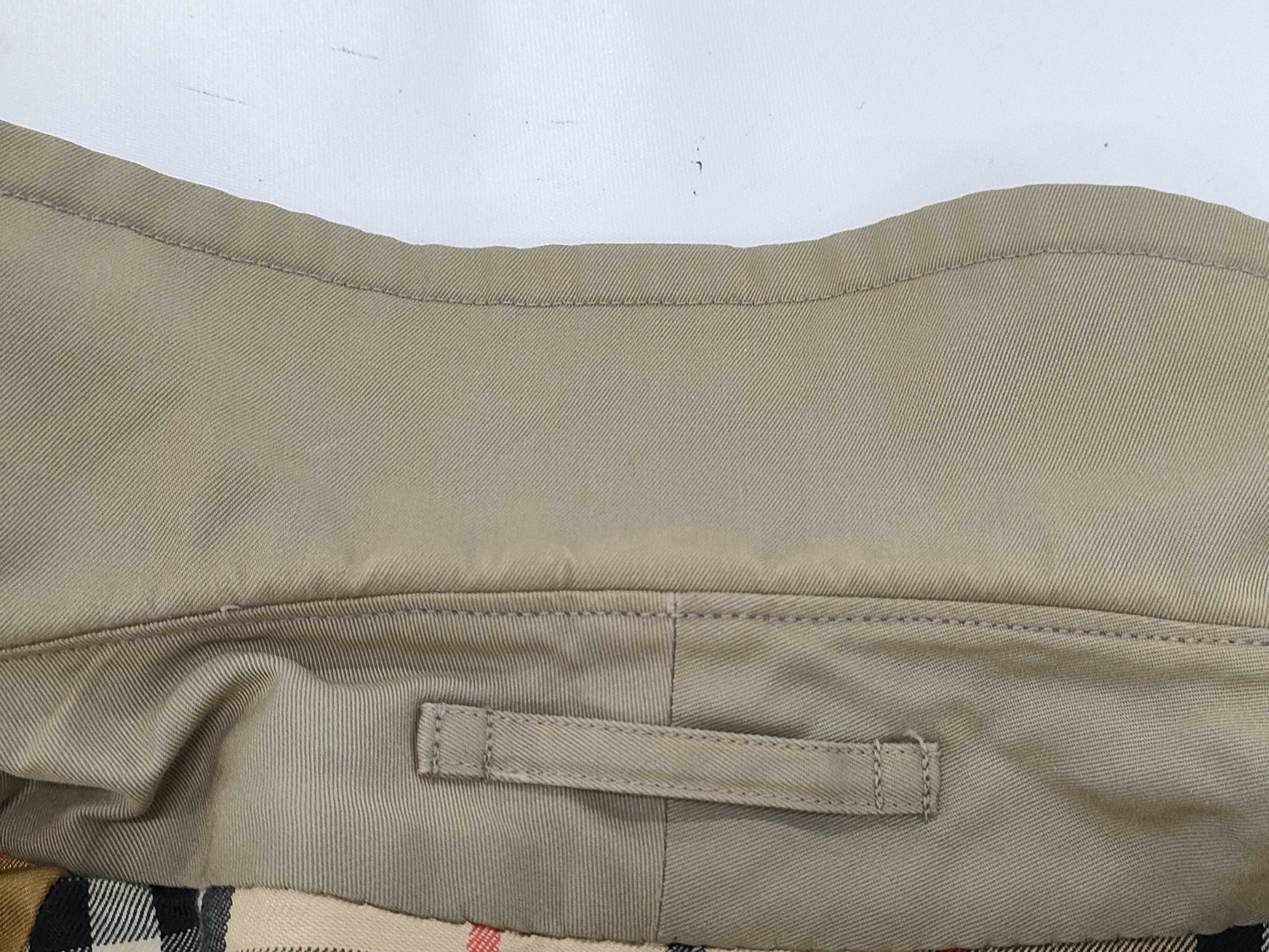 BURBERRY Trench Coat