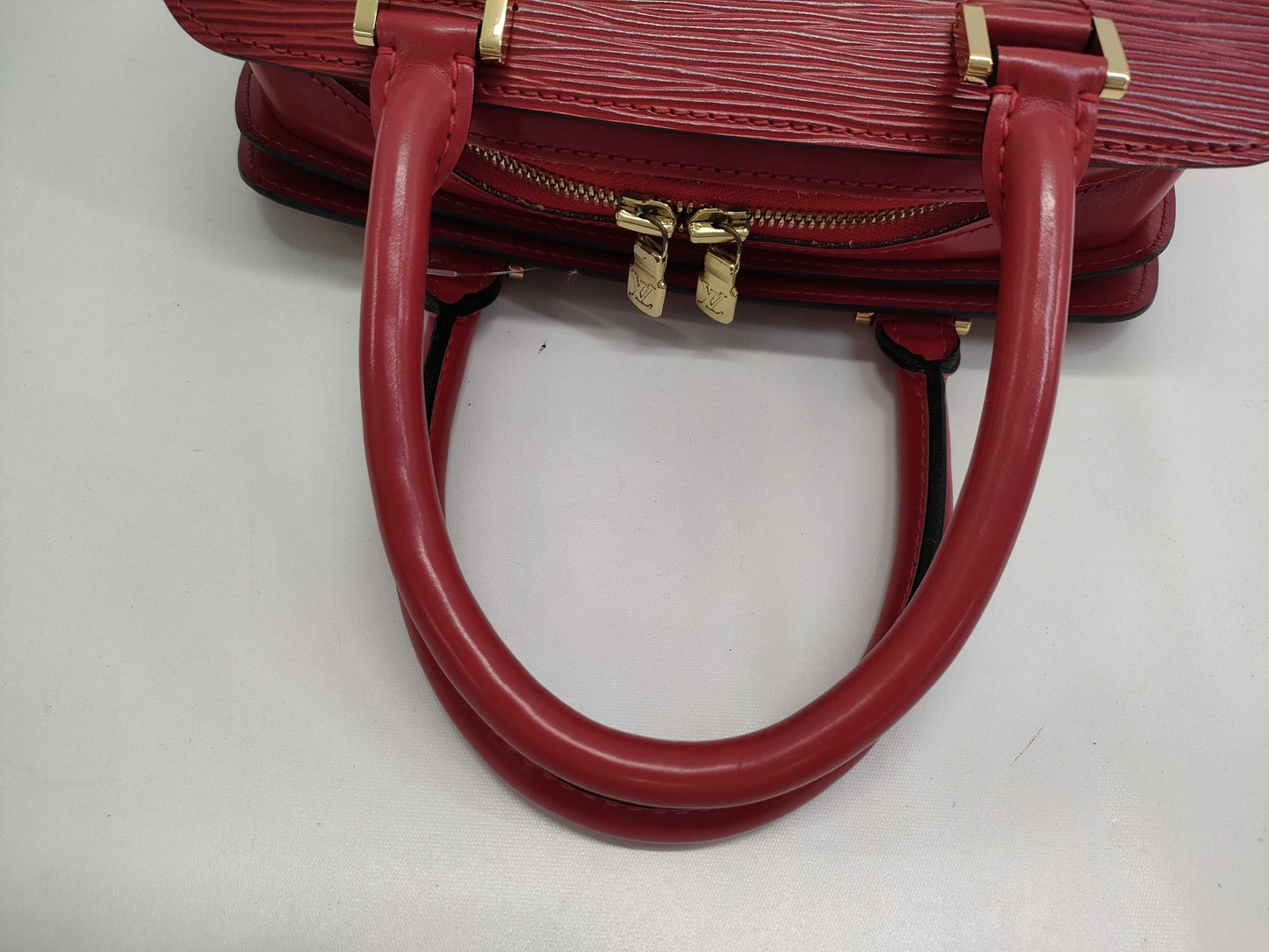 LOUIS VUITTON Epi Pont Neuf PM Red Handbag