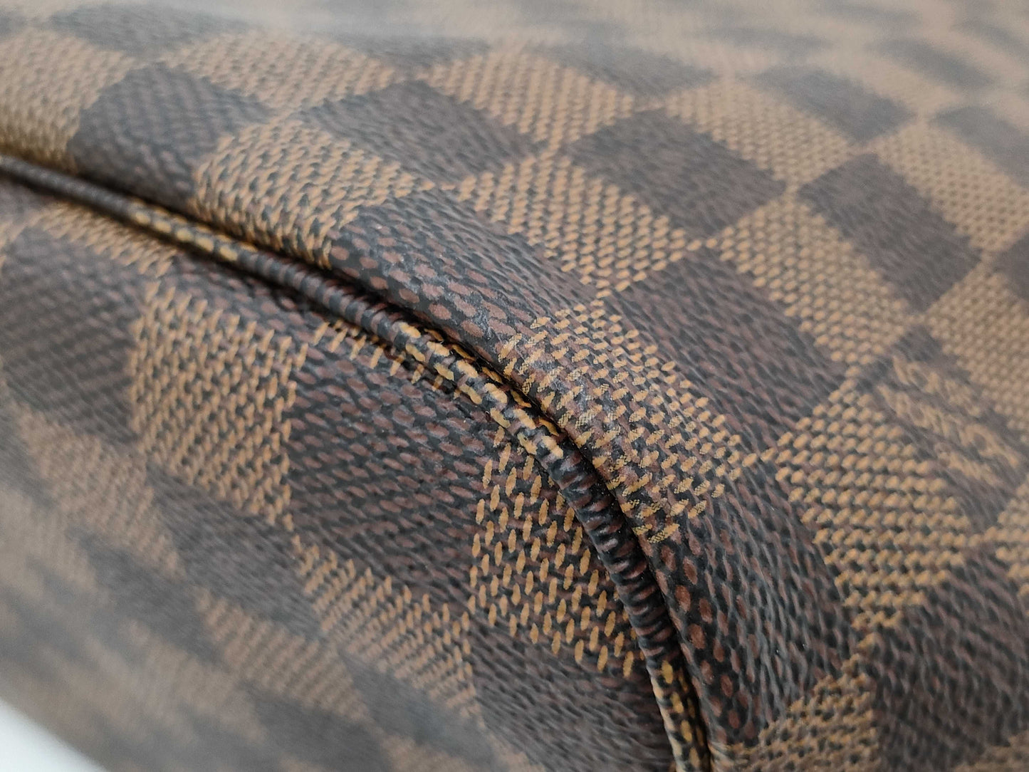 LOUIS VUITTON Damier N41358 Neverfull MM Tote Bag