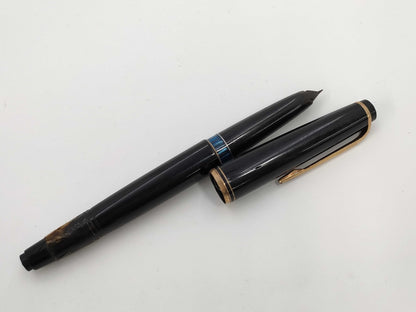 MONTBLANC No. 22 Fountain Pen
