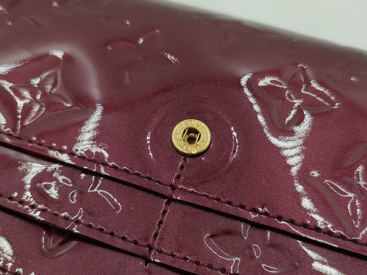 LOUIS VUITTON Vernis Sarah Portefeuille M93524 Wallet