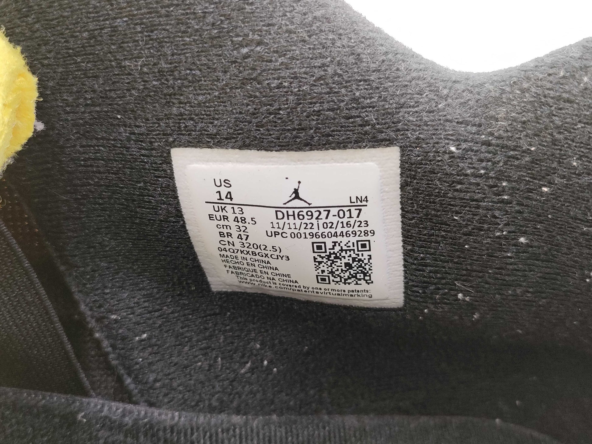 NIKE Air Jordan 4 Retro Sneakers