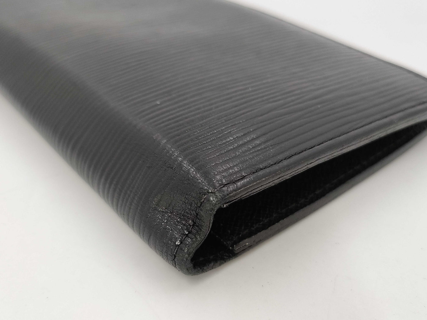 LOUIS VUITTON Epi Portefeuille Brazza Wallet