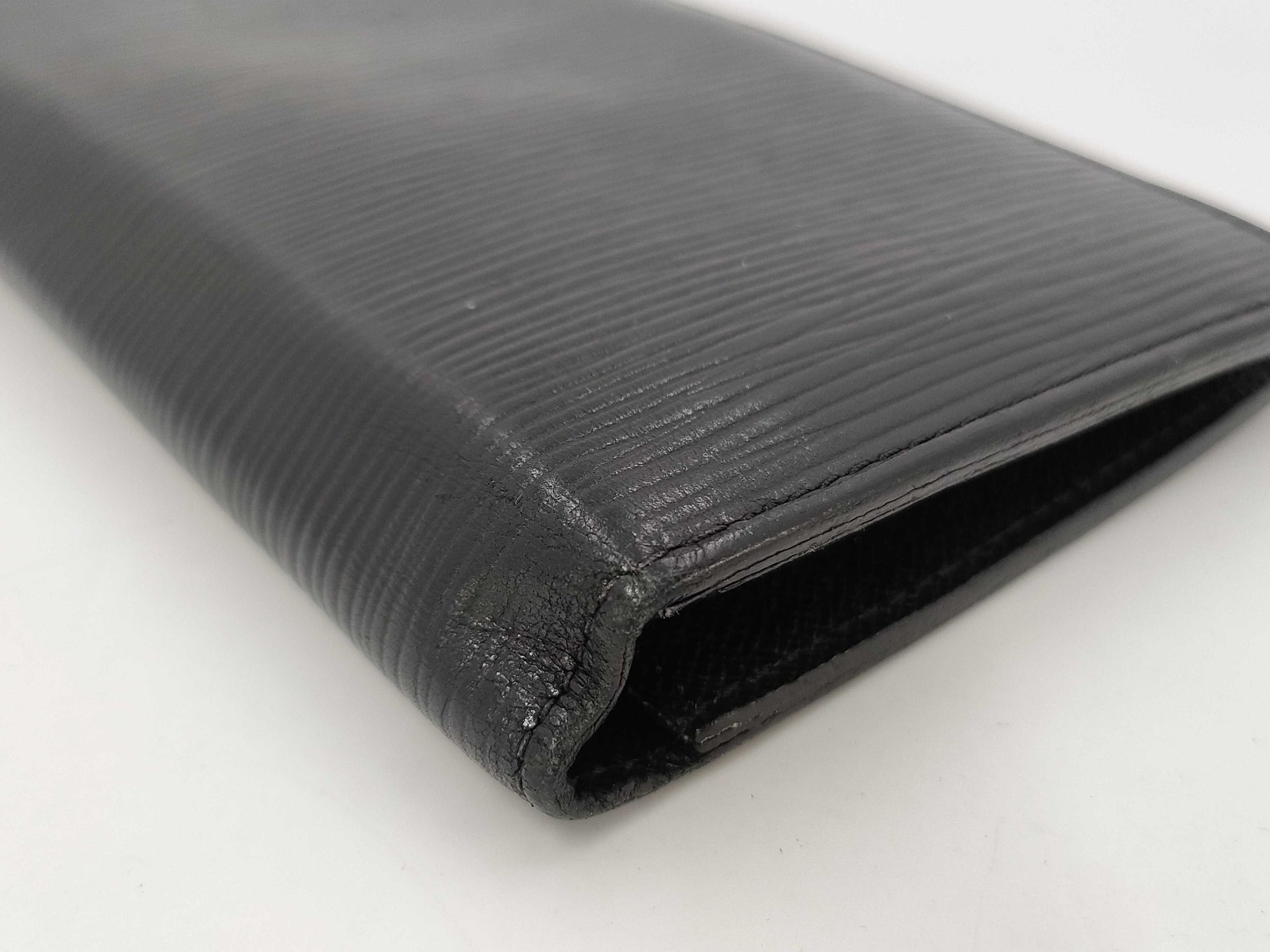 LOUIS VUITTON Epi Portefeuille Brazza Wallet