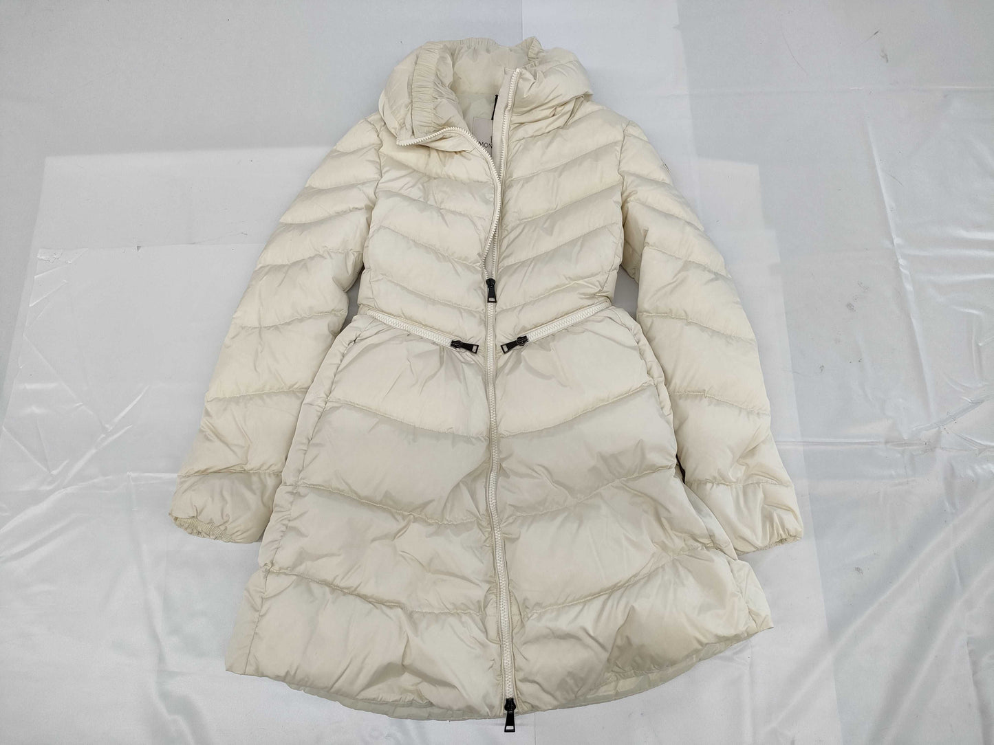 MONCLER MIRIELON White Coat