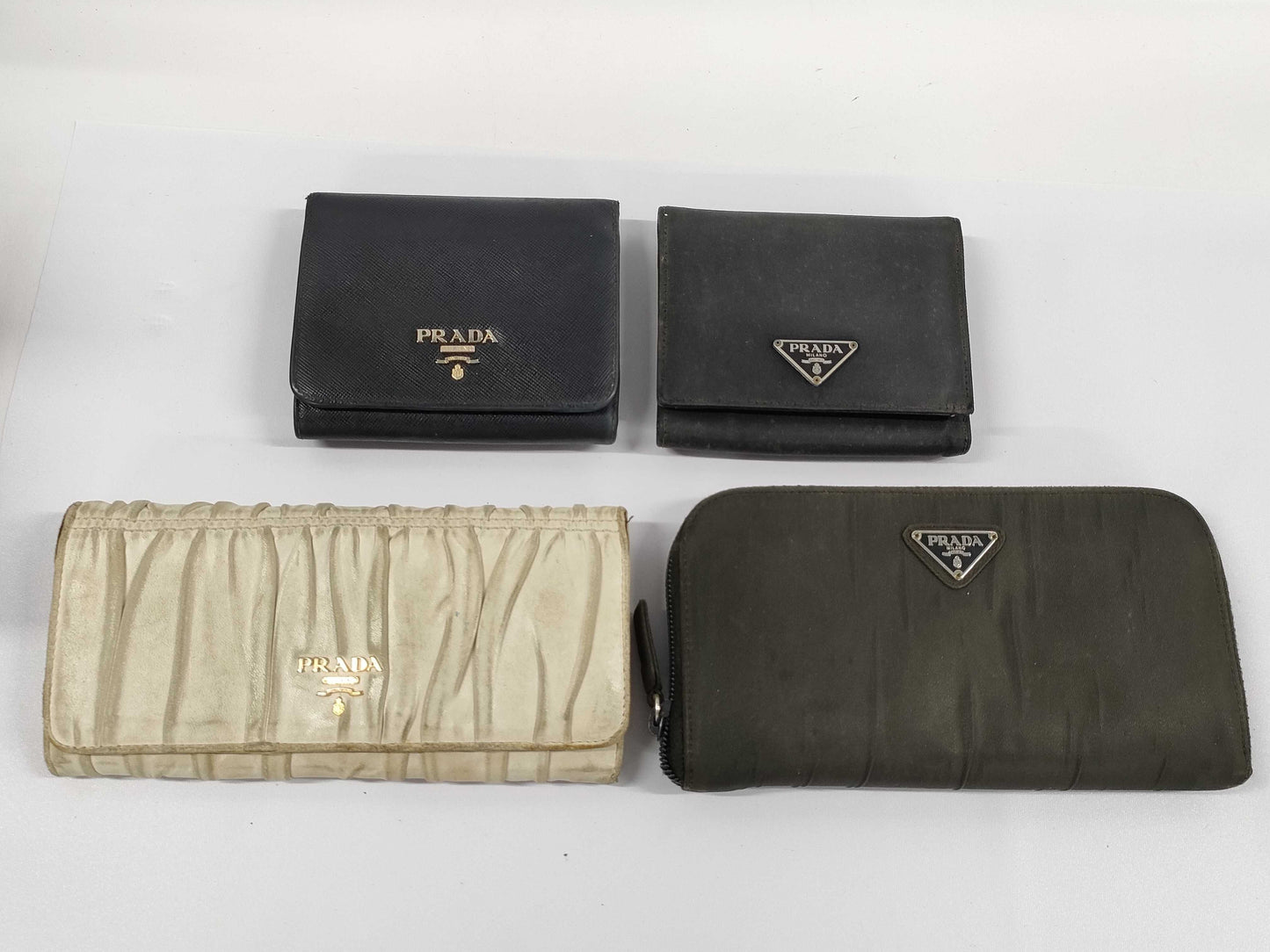 PRADA 4-piece wallet set