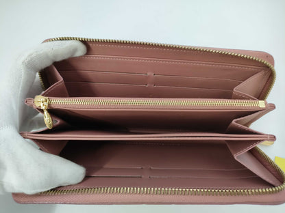 LOUIS VUITTON Vernis Flower Zippy Wallet