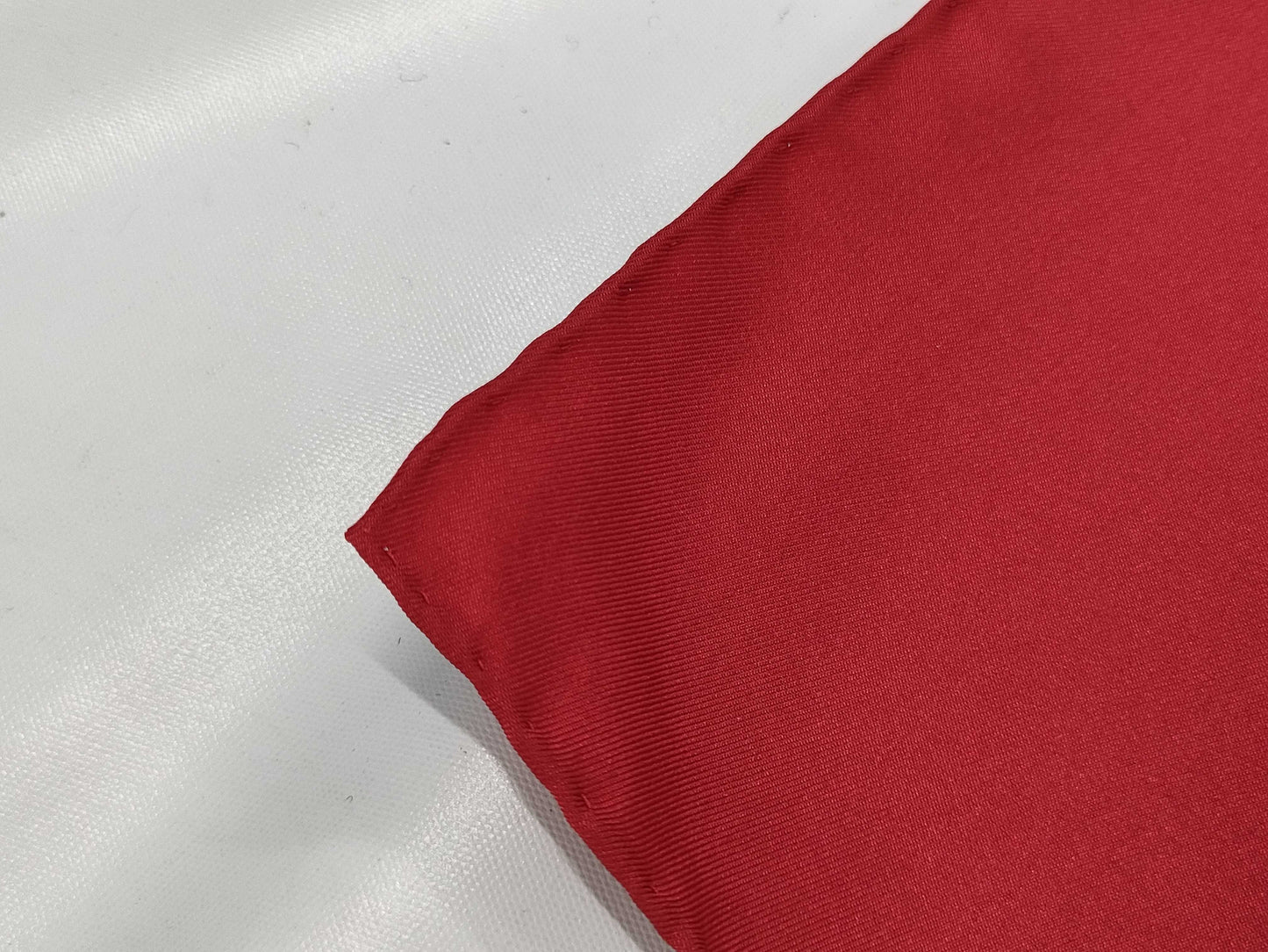 CHANEL Chain Design Red Scarf