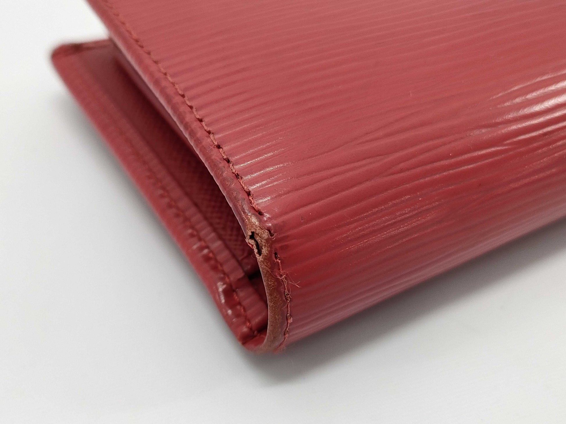 LOUIS VUITTON Epi Portefeuille Viennois Wallet