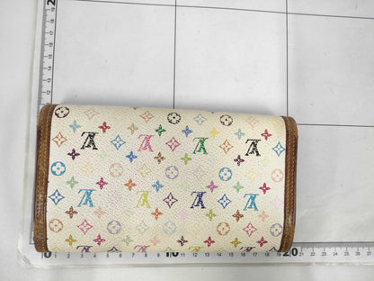 LOUIS VUITTON Long Wallet