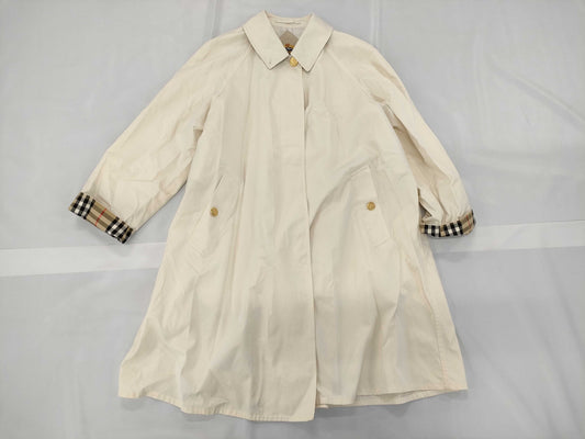 BURBERRY Coat/White Coat