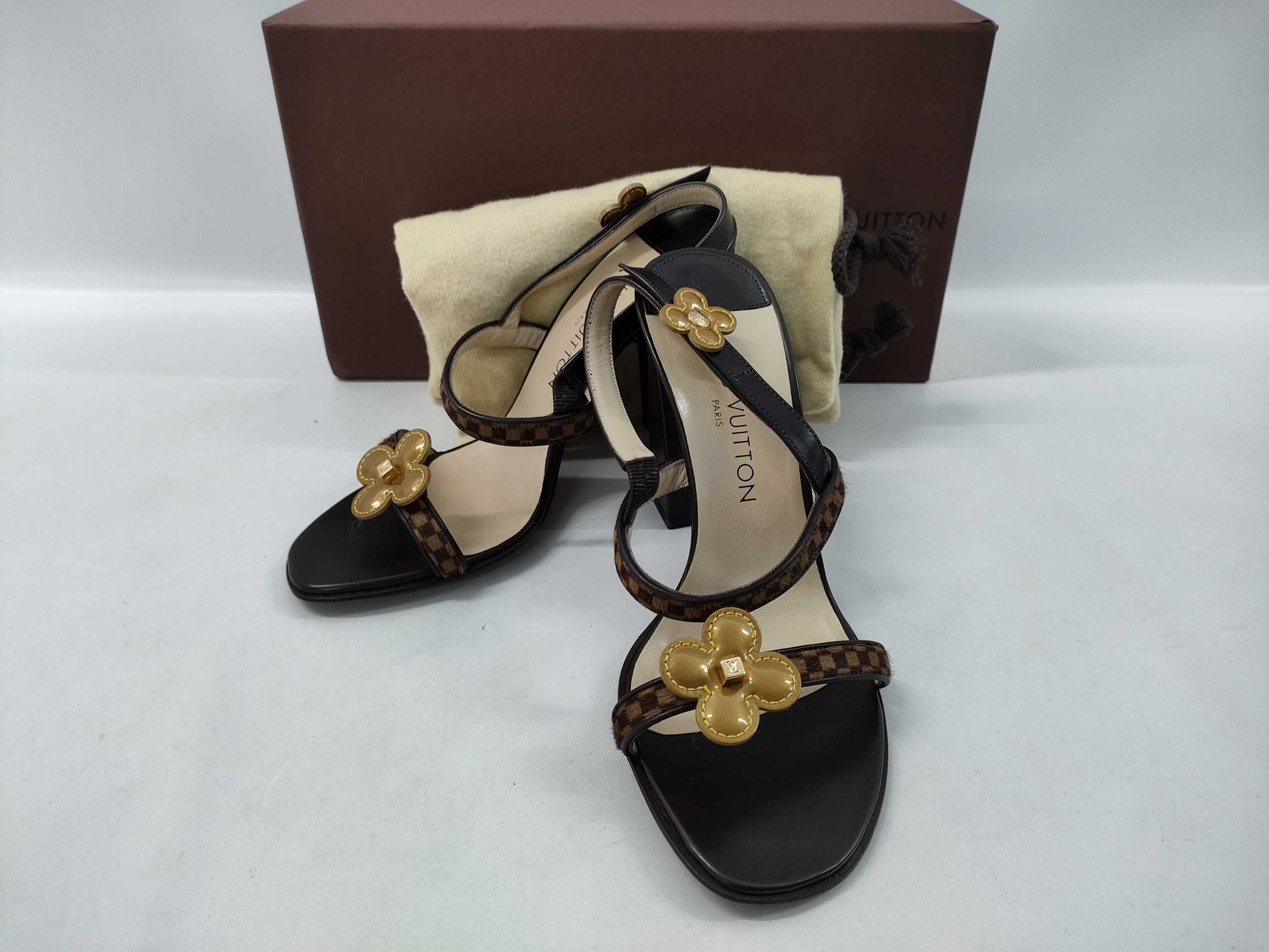 LOUIS VUITTON Damier Flower Sandals