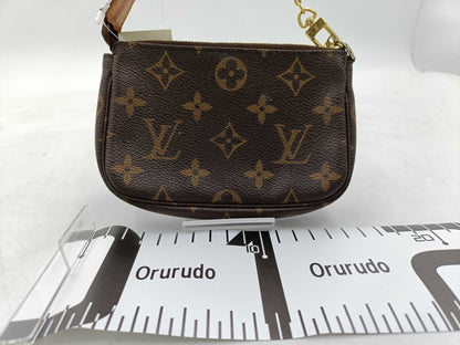 LOUIS VUITTON Monogram Mini Pochette Accessoires Pouch