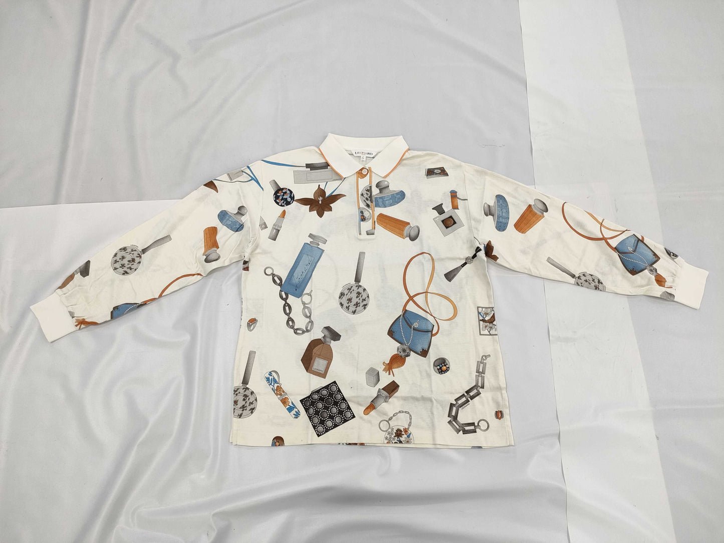 LEONARD all-over print top