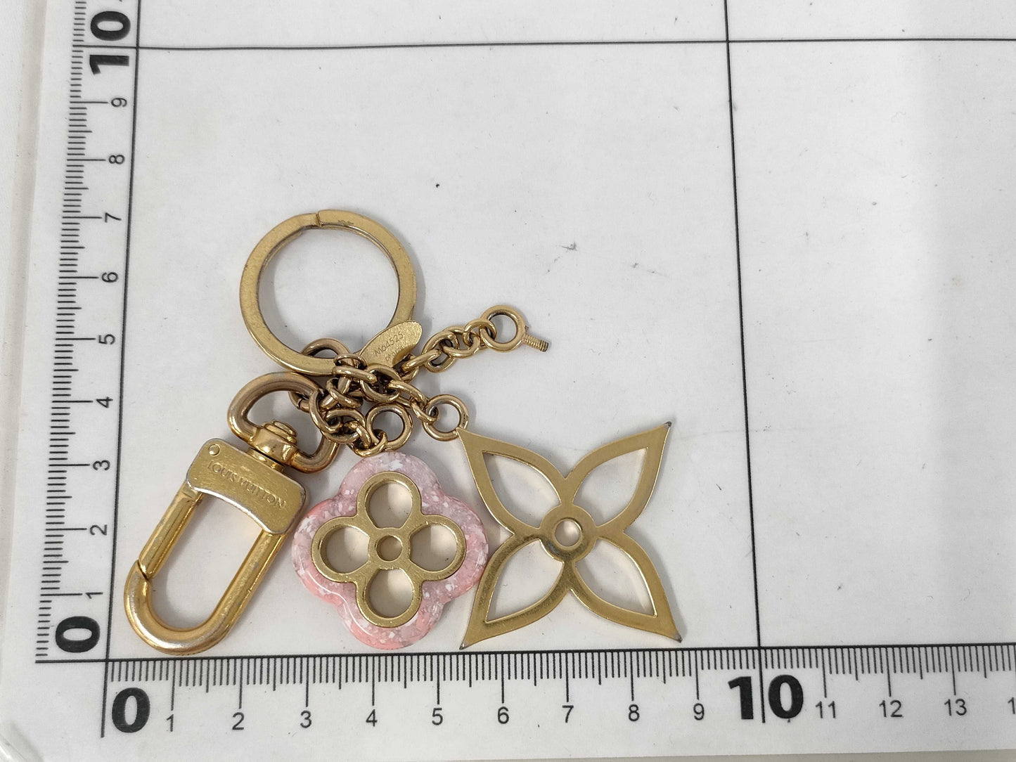 LOUIS VUITTON M64525 Porte-Clés Color Line Bag Charm Key Case/Key Holder
