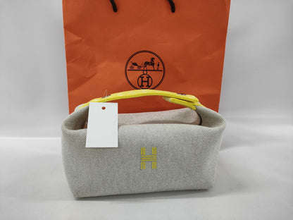 HERMES Bride a Black Handbag