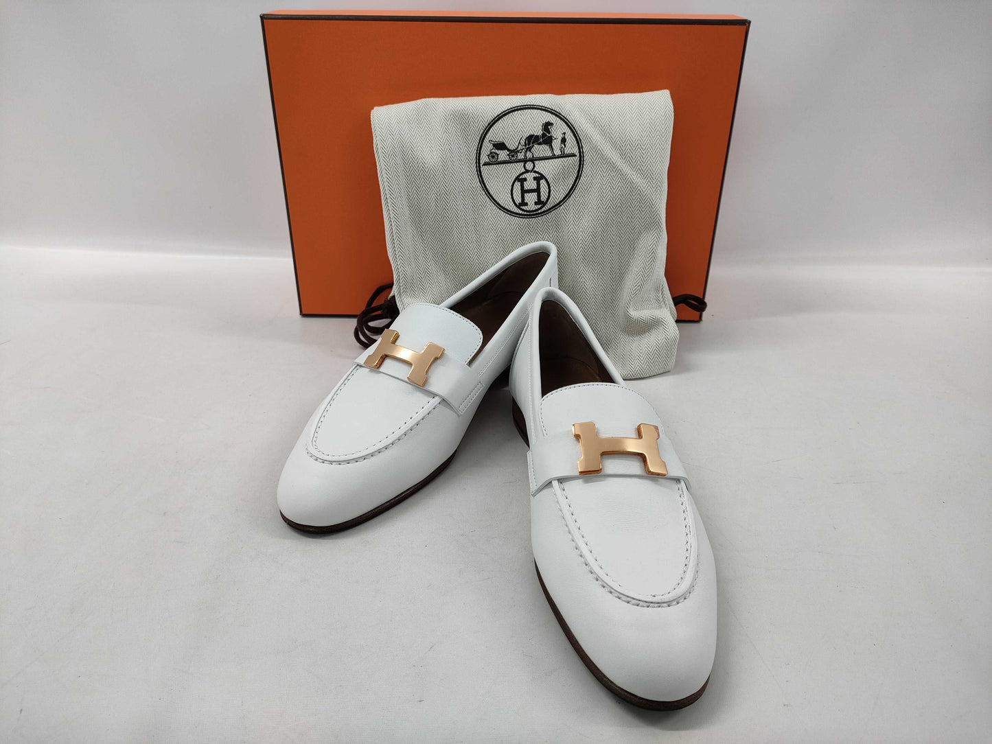 HERMES Moccasin White Pumps