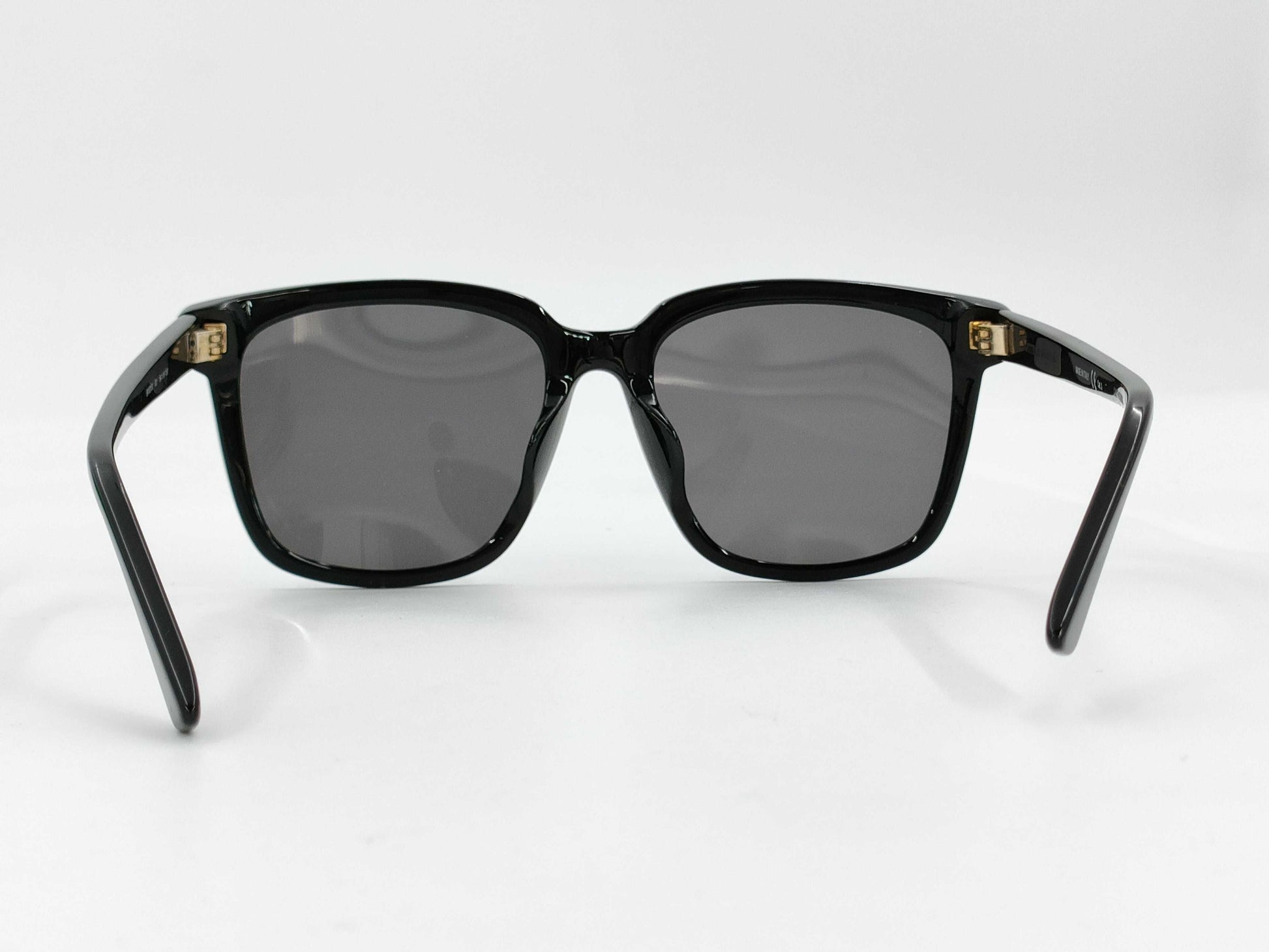 BOTTEGA VENETA Sunglasses and Glasses