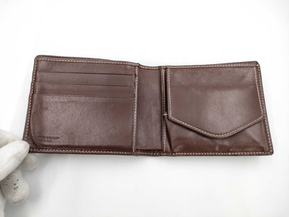 Hunting World Wallet Wallet