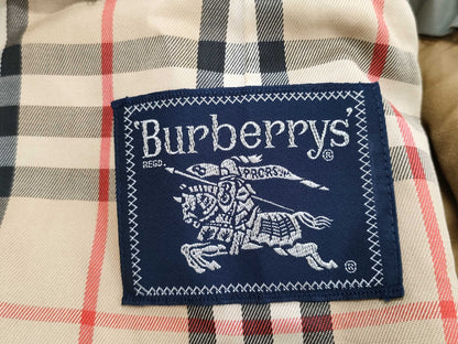 BURBERRY Trench Coat