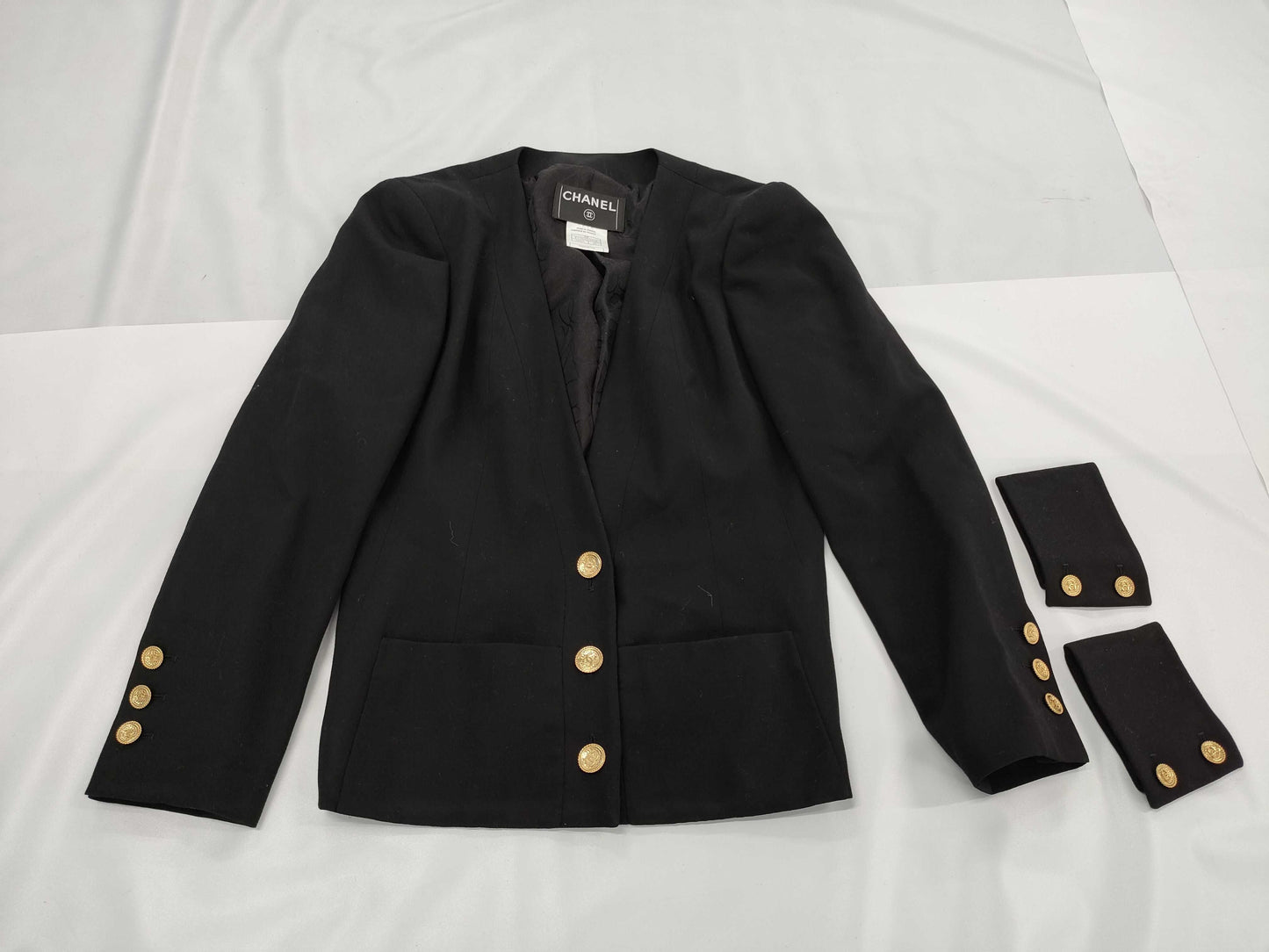 CHANEL Gold Button Jacket Jacket