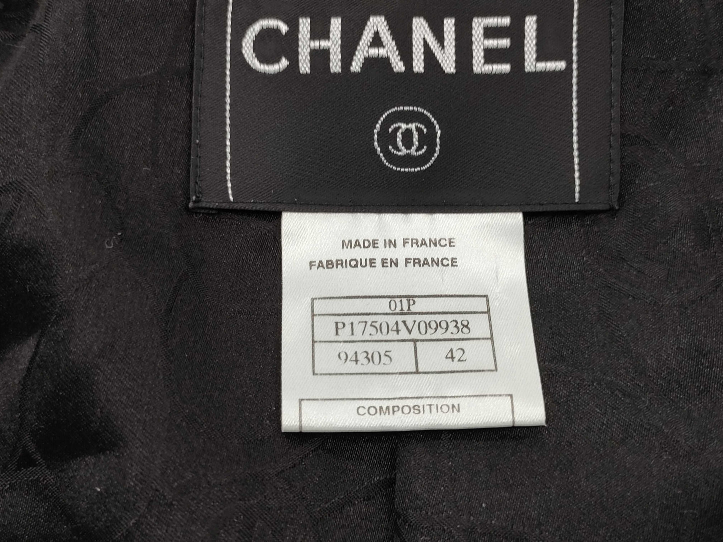 CHANEL Gold Button Jacket Jacket
