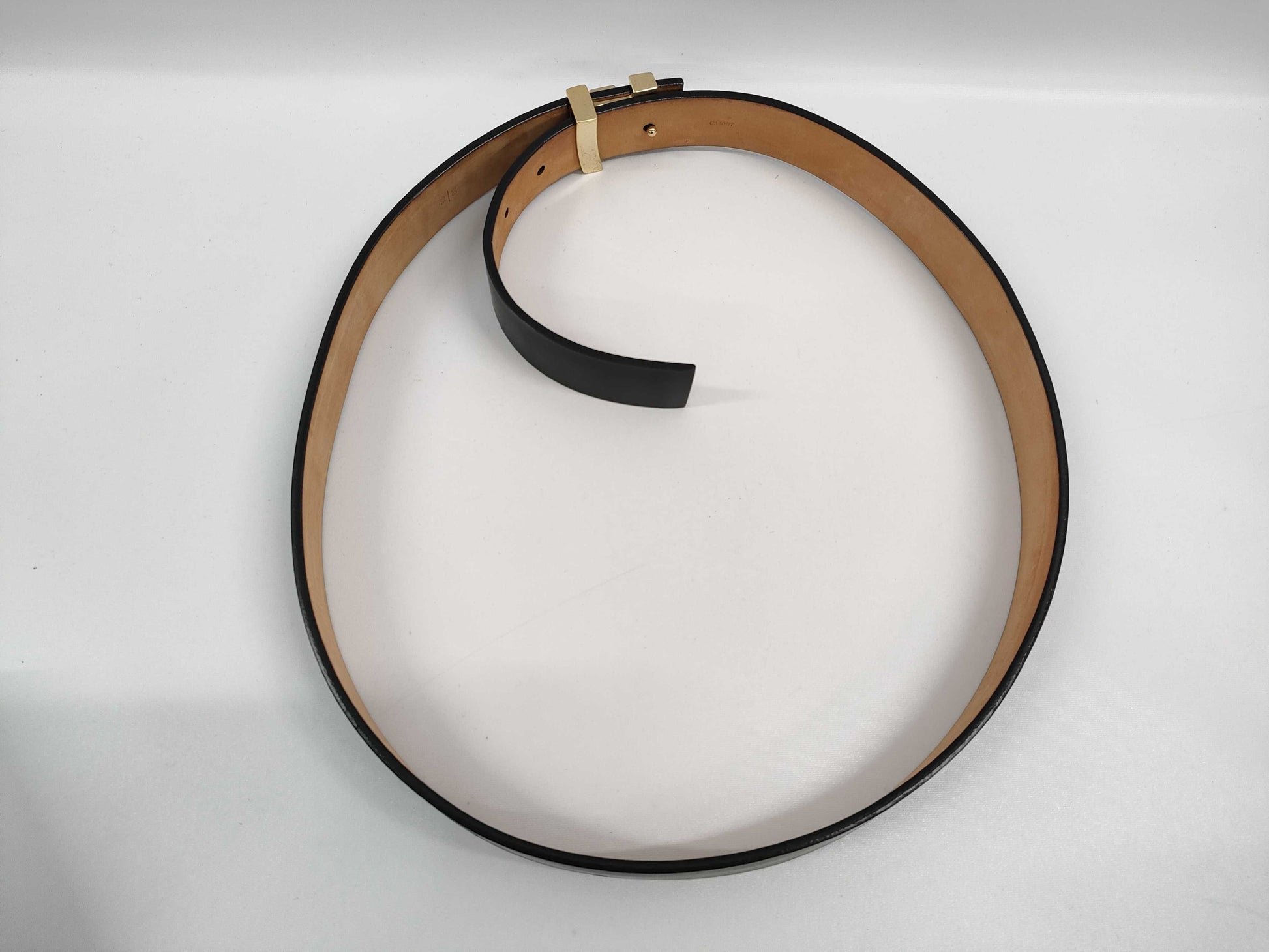 LOUIS VUITTON Santur Initial Belt