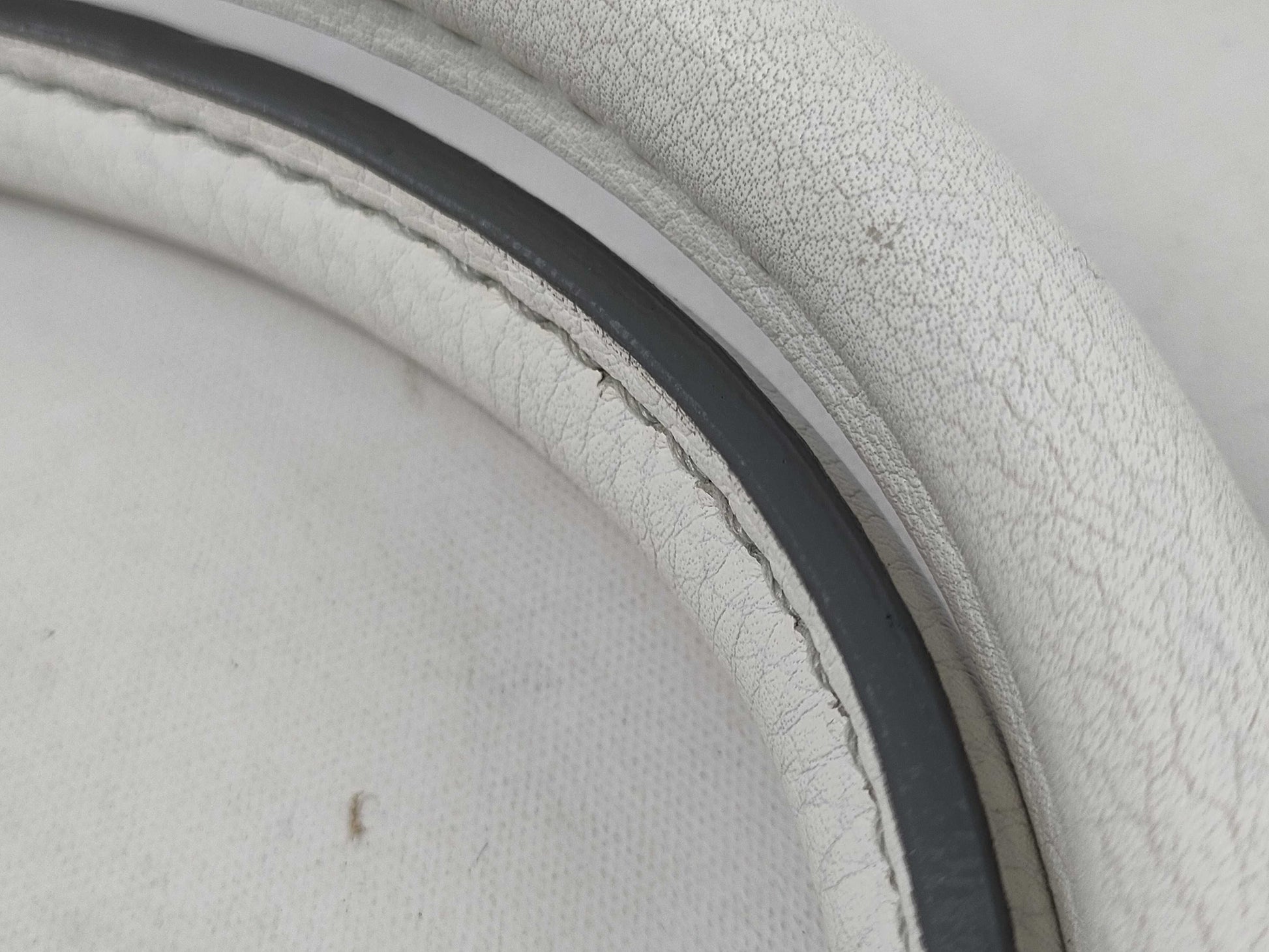 LOUIS VUITTON Mahina XL M93059 Tote Bag Handbag