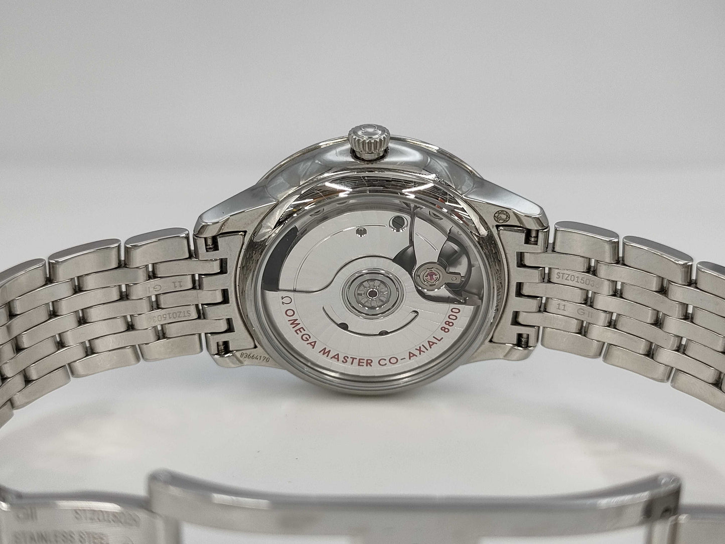 OMEGA 434.10.34.20.05.001 83664170 Shell Dial Boys' Watch