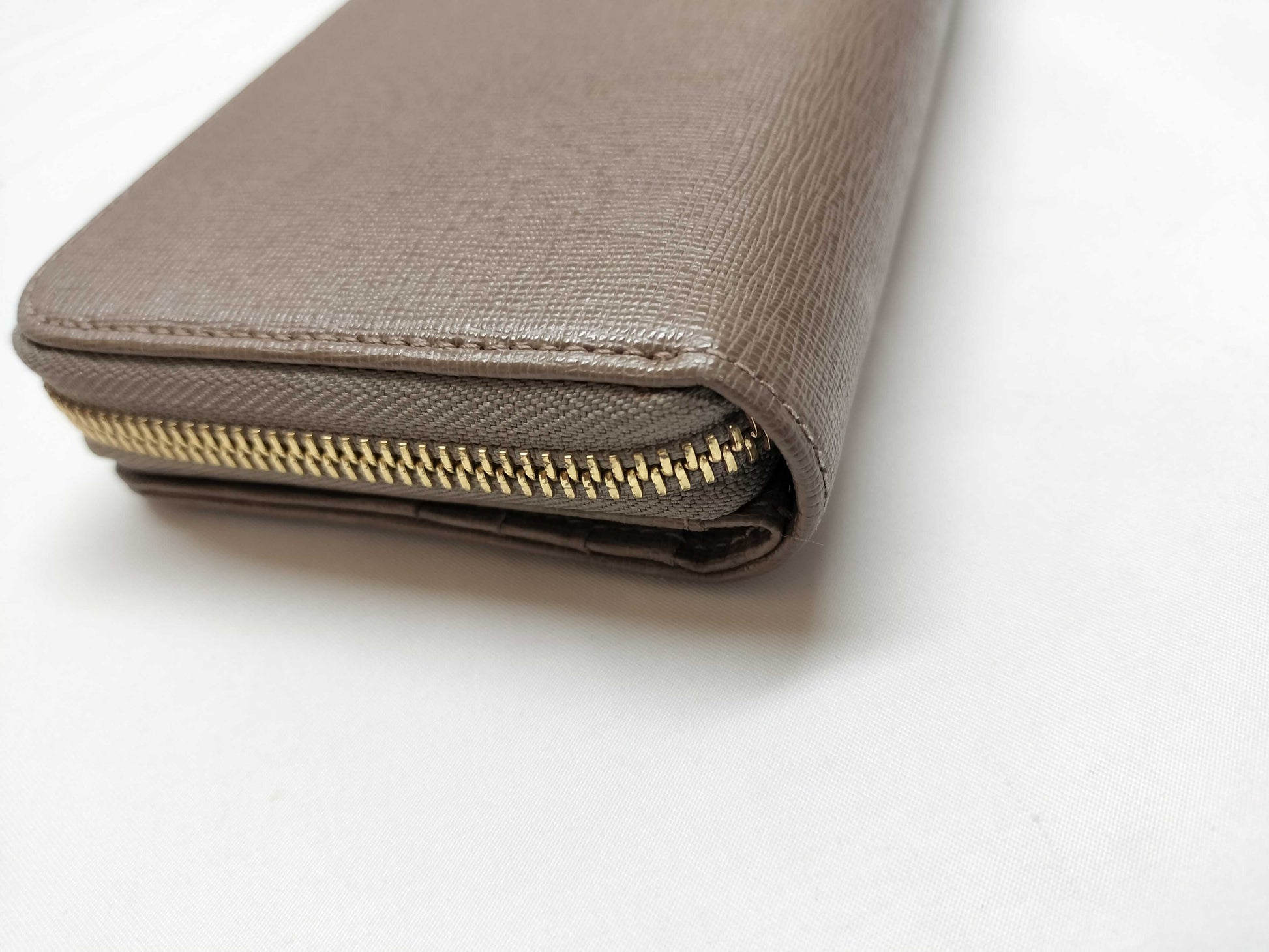 FURLA □ FURLA Round Long Wallet Wallet