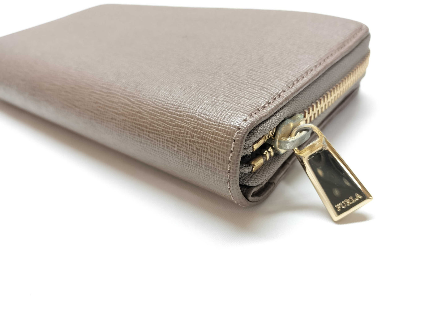 FURLA □ FURLA Round Long Wallet Wallet