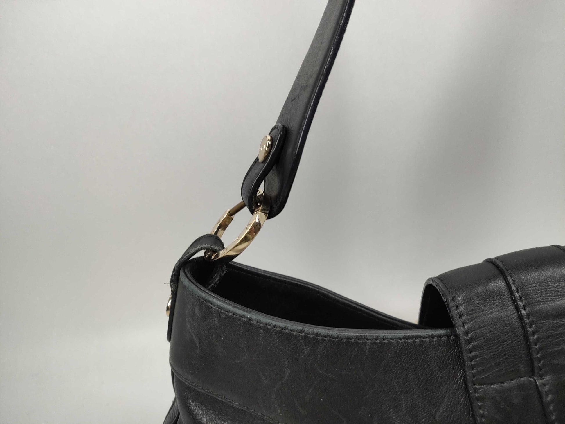 BVLGARI BVLGARI Leather Handbag One Shoulder Bag Black Shoulder Bag