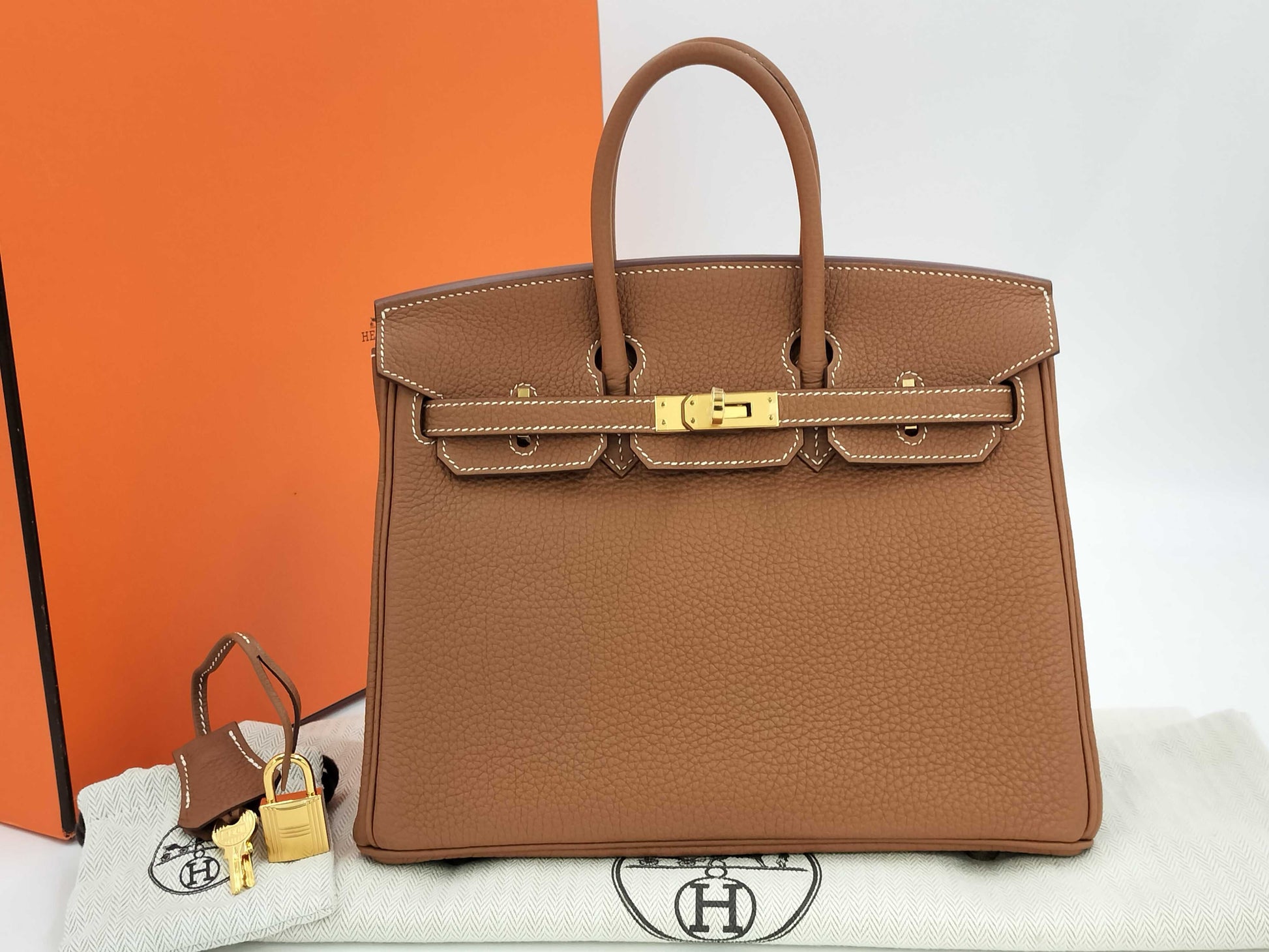 HERMES Birkin 25 Gold Togo Handbag