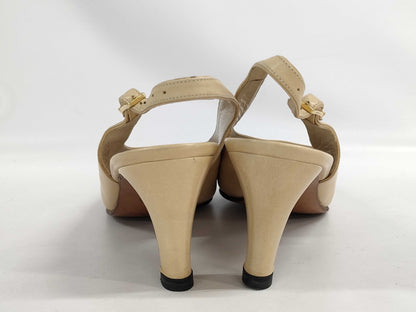 CHANEL Two-tone Pumps Pumps