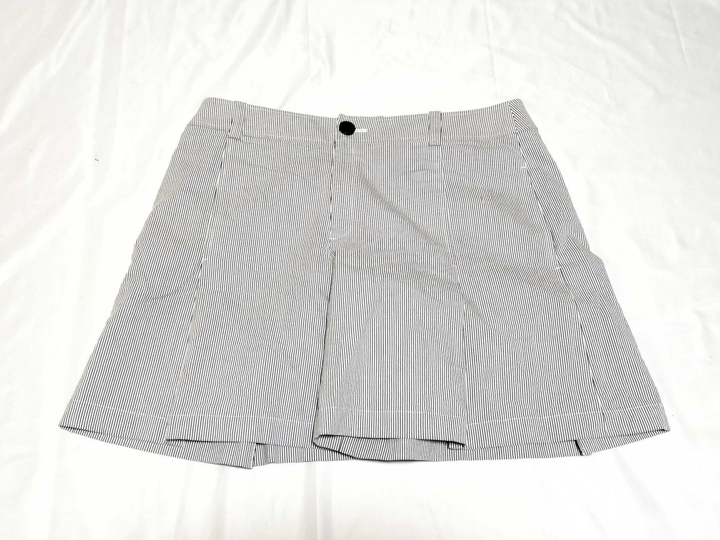 Burberrys □ Burberry Pants Pants