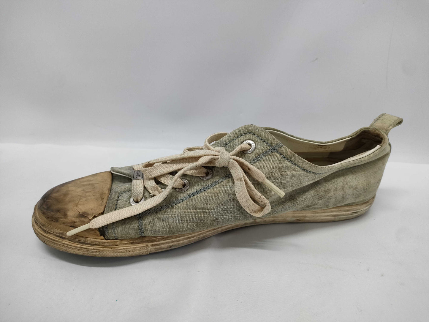 CHANEL Shoes 1G2 CHANEL 2009 Vintage Sneakers