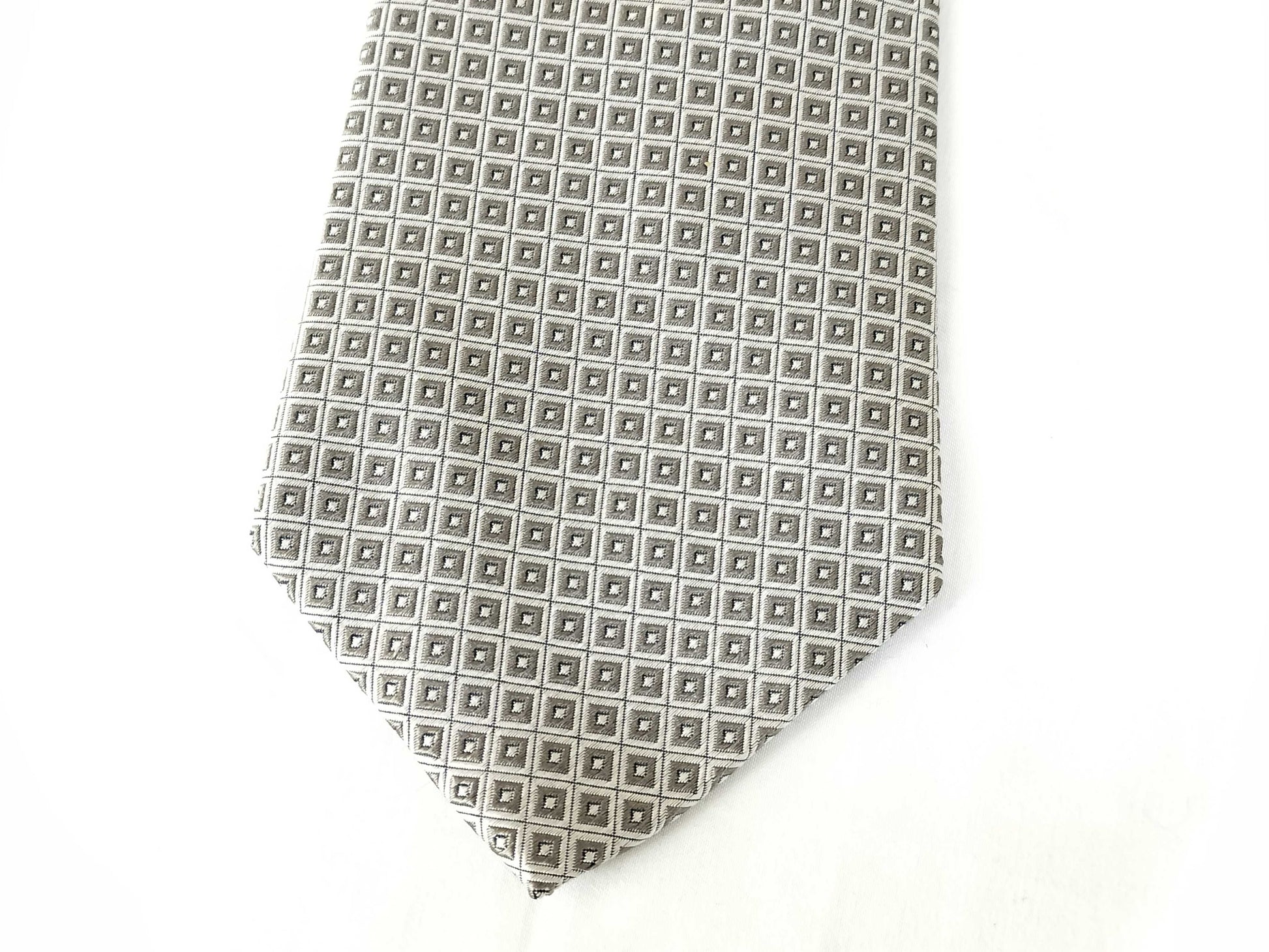 Dior □ Christian Dior tie and other accessories