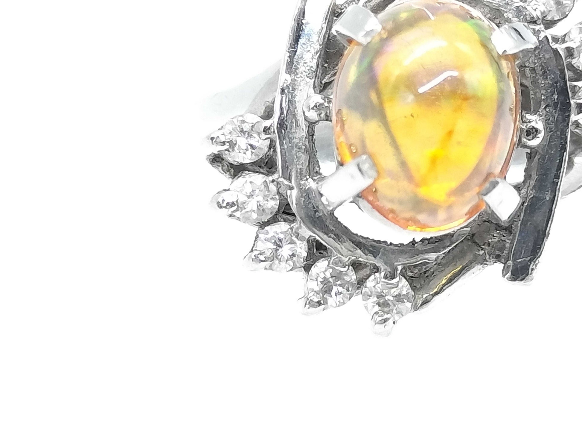 Fire Opal and Diamond Pt900 8.7g Ring 
