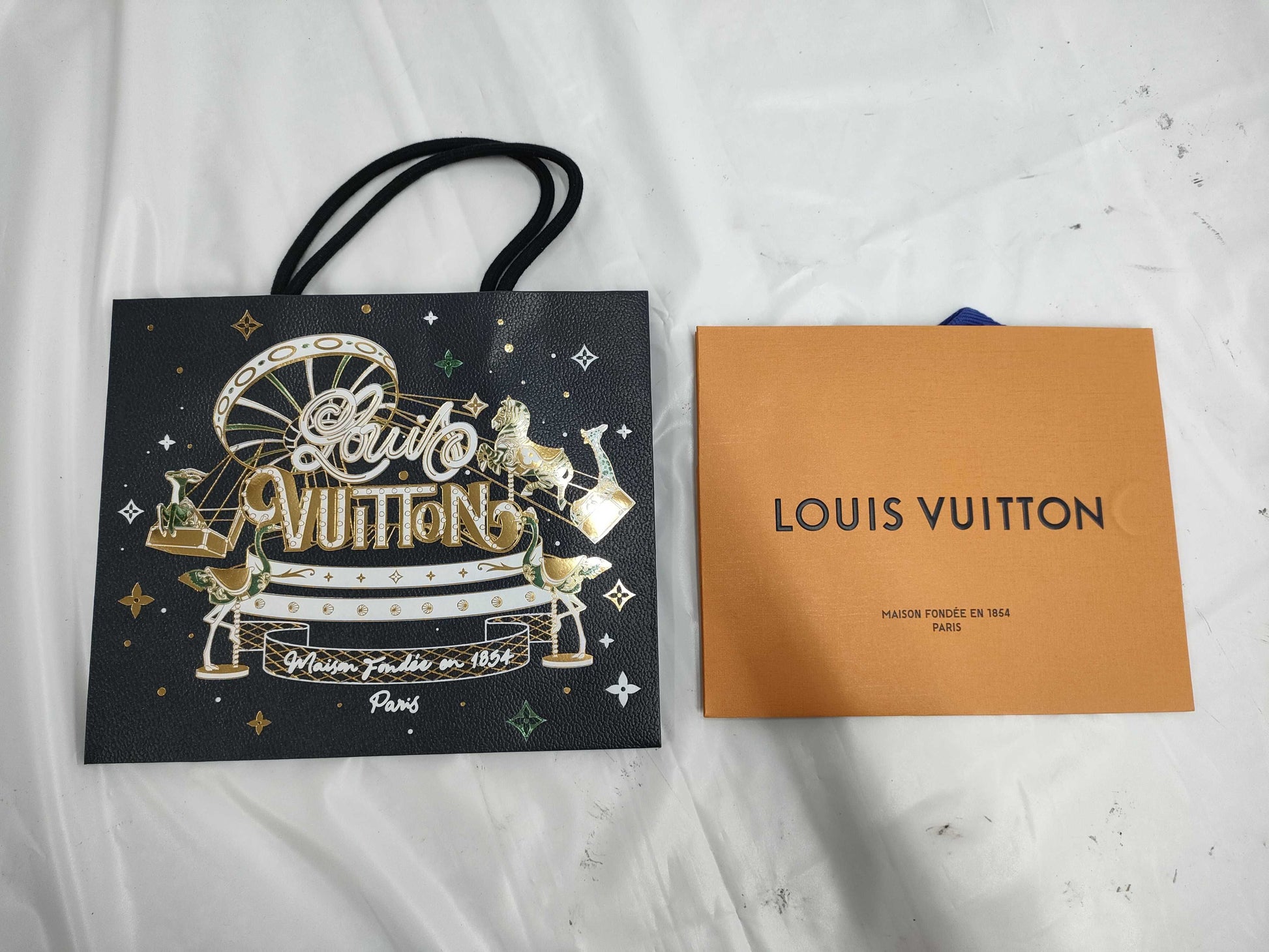LOUIS VUITTON Paper Bags 32 Pieces Brand Empty Box Bundle Brand Empty Box Bundle 