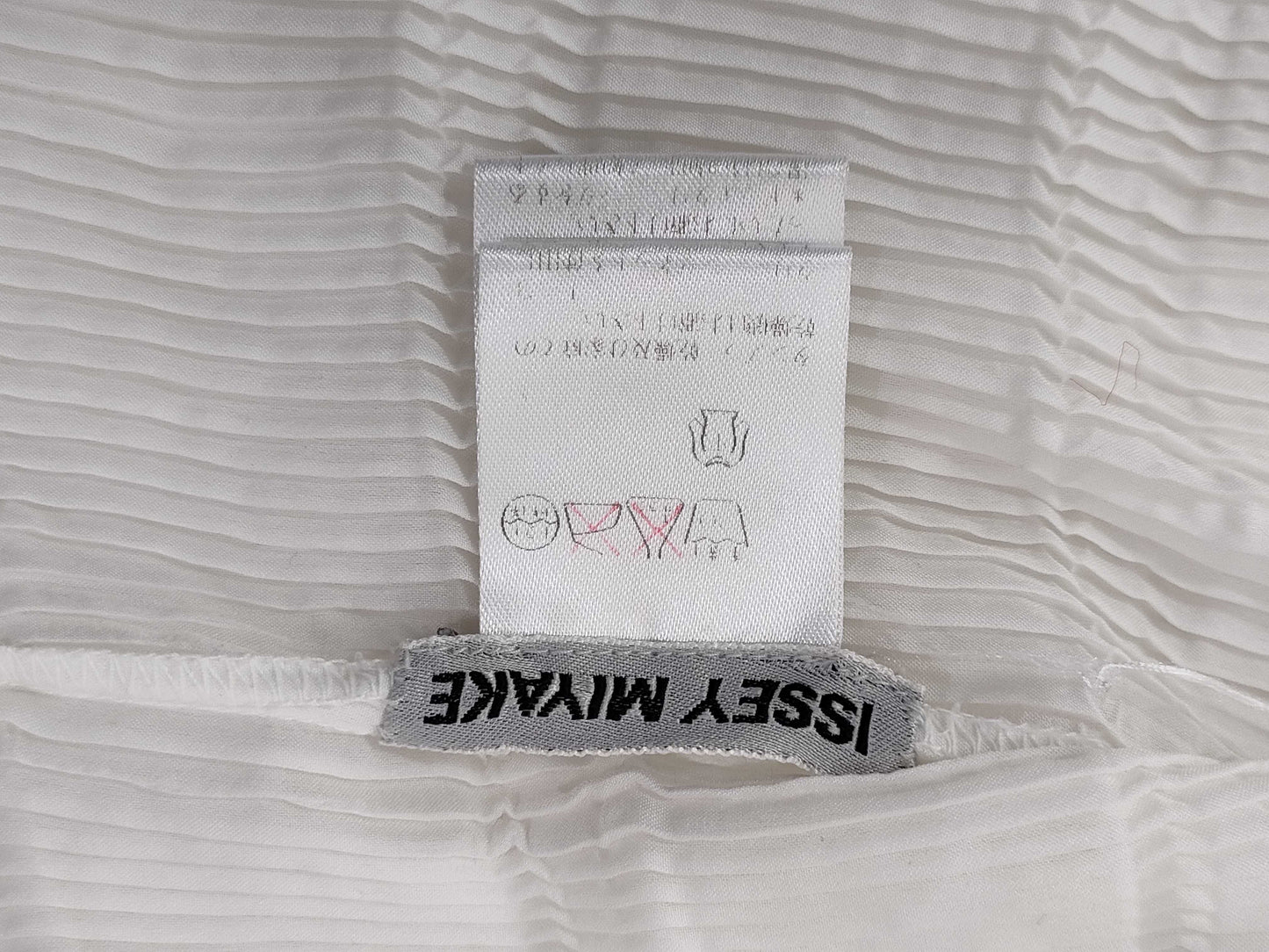 ISSEY MIYAKE □ Issey Miyake Shirt Pleated Shirt