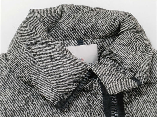MONCLER Gelboise Down Grey Coat