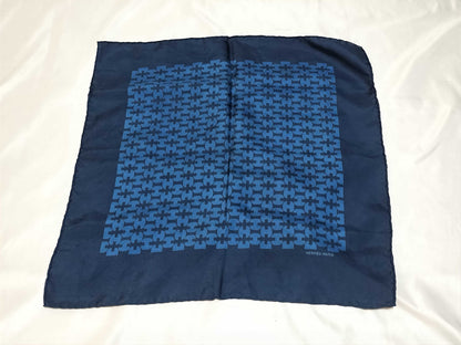 HERMES Scarf, H Pattern, No Tag