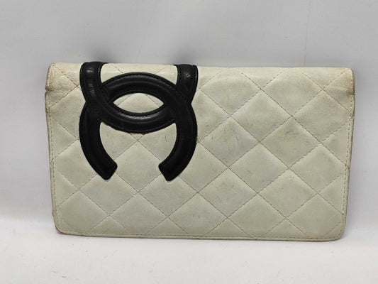CHANEL Cambon wallet