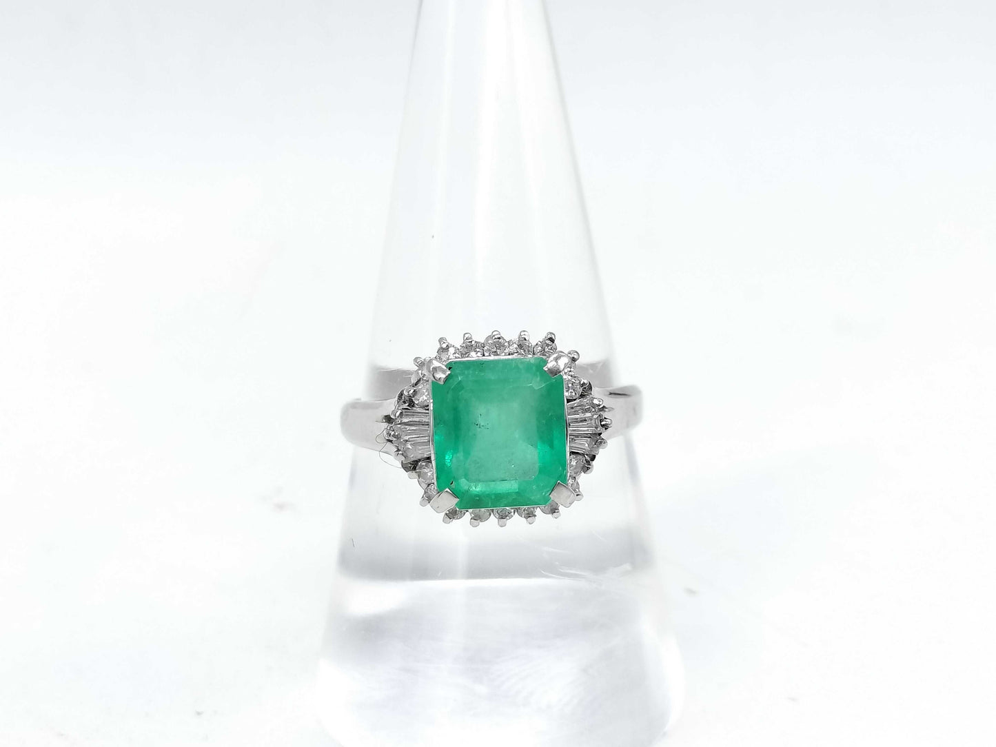 E2.23ct D0.37ct Pt900 5.5g Ring 