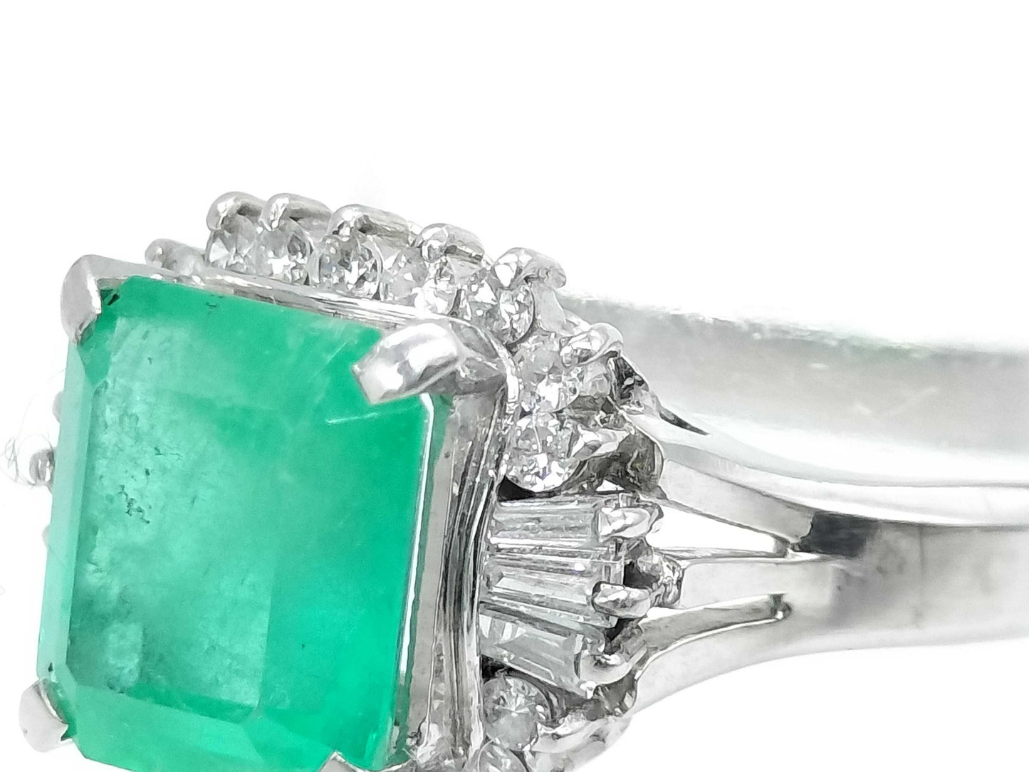 E2.23ct D0.37ct Pt900 5.5g Ring 