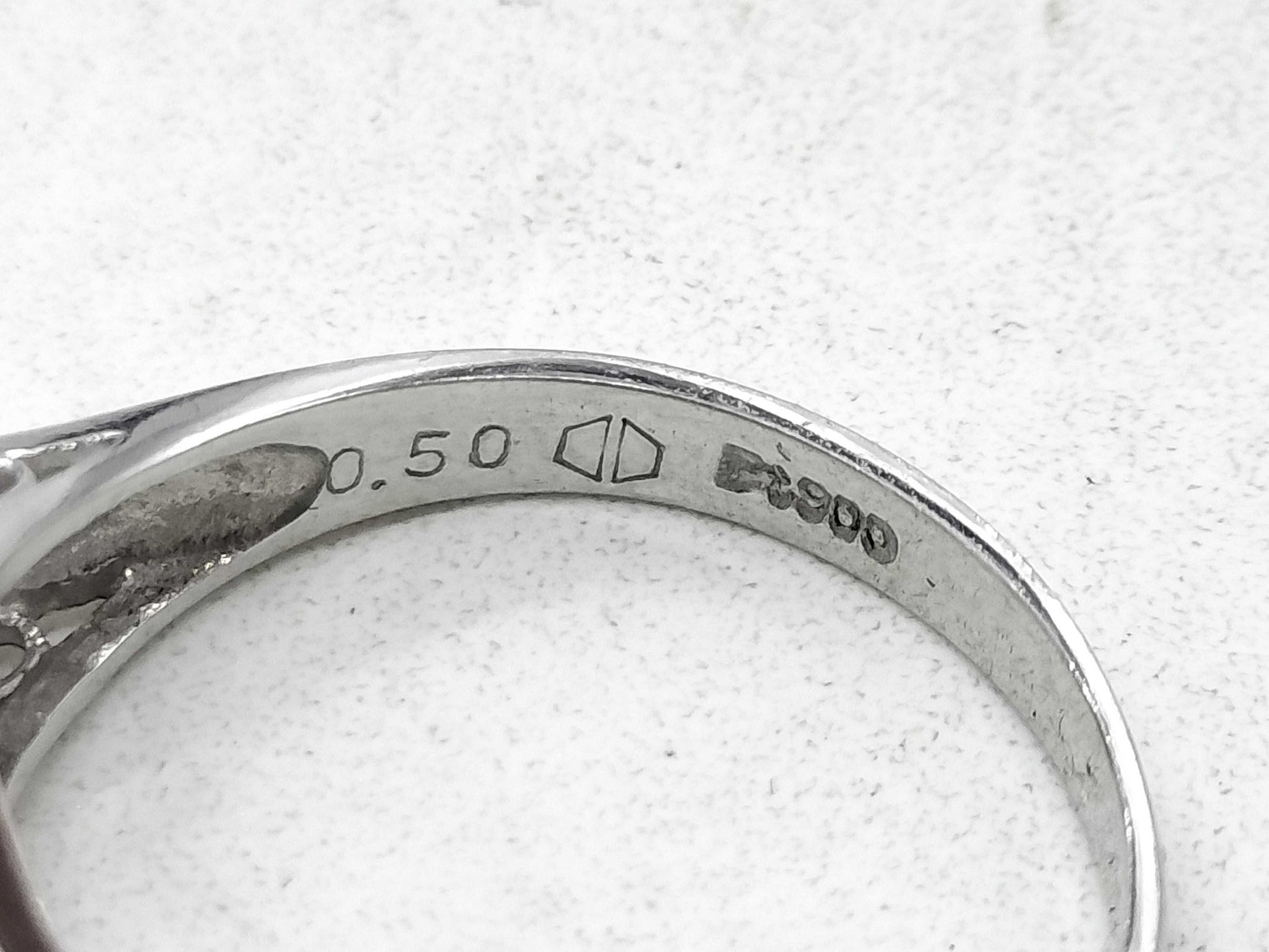 D0.50ct Pt900 3.9g Ring 